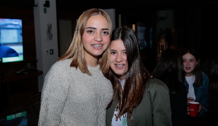  Lorenza Hinojosa e Isabela Navarro.