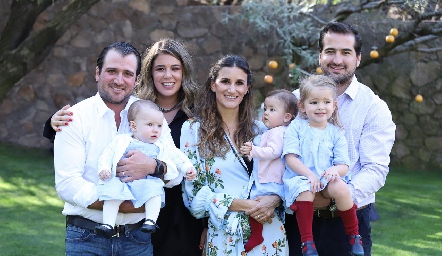 Familia Pérez López y familia Guerra Ramos.