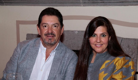 Dago Castillo y Vera Villarreal.