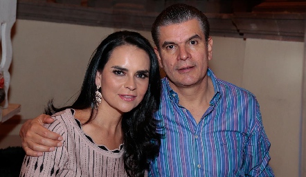 Marily Espinosa y Javier Tobías.