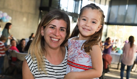  Sofía Muzquiz y Carlota.