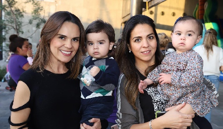  Ale Díaz de León, Franco, Fernanda Castillo y Macarena.