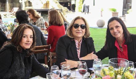  Alma Rosa Orozco, Rocío Fernández y Gabriela Meade.