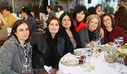  Liliana Chalita, Rocío Delgado, Laura Márquez, Tere Guerrero, Ana Lu Medina y Norma Medellín.