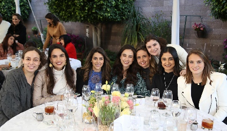  Fernanda Torres, Marce Díaz Infante, Regina Oliva, Teté Mancilla, Ana Gaby Díaz Infante, Ana María Meade, Samira Romo y María Emilia Meade.