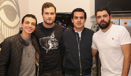  Santiago Guzmán, Pancho Loza, Rodolfo Ortega y Javier Loza.