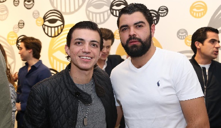  Santiago Guzmán y Javier Loza.
