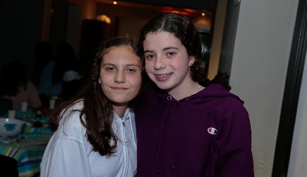  Luciana Urías y Ana Sofía de la Maza.