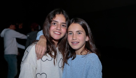  Mía Zendejas y Alexa Pizzuto.