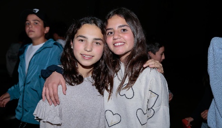  Camila del Bosque y Mía Zendejas.