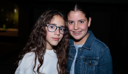  Xaviera y Marijó Villalobos.