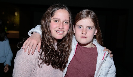 Kamila Dip y Emilia Humara.