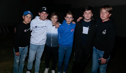 Mau Galván, Daniel Carreras, Lucas Espinosa, Víctor Marte, Pato Odriozola y Santiago Toledo.
