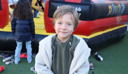 José Carlos.