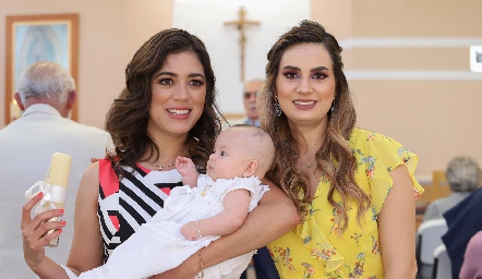 Claudia Martínez, Eugenia y Montse Muñiz.