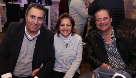  Ricardo Espinosa, Conchita Maza y Héctor Valle.