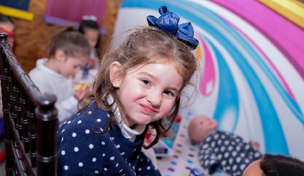  María Inés.