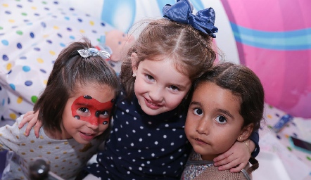  Inés, María Inés y Fernanda.