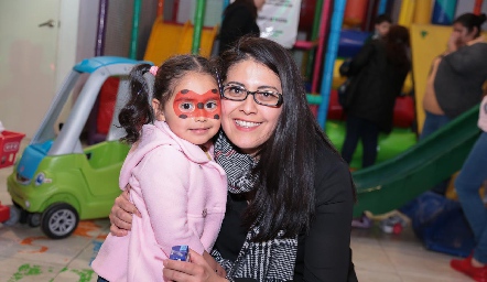 Valentina y Jeniffer Torres.