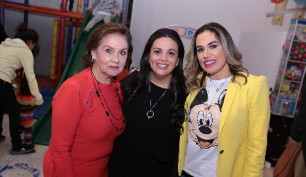  Mary Nieto, Ale Martínez y Liz Montes.