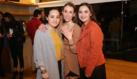  Mariana Acebo, Fernanda Hernández e Isabel Acebo.