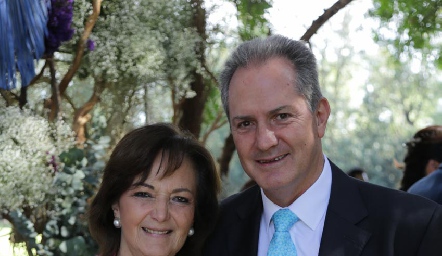  Lucrecia y Emilio Pérez.