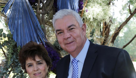 Claudia Robles y Federico Mendizábal.