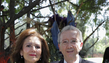 Lety González y Alberto Báez.
