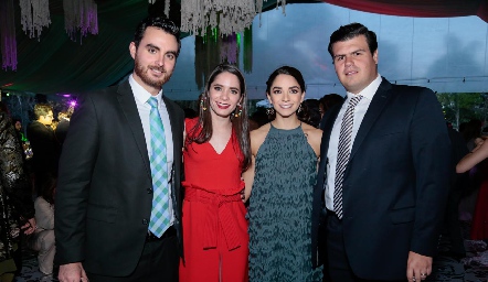  Miguel Martínez, Guada Álvarez, Sofía Álvarez y Mauricio Labastida.