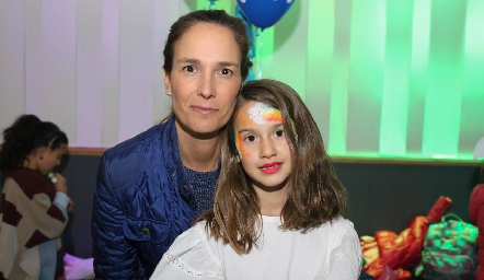  Liliana Martí con su hija Fer Gutiérrez.