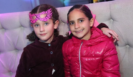  Ana Sofí y María Güemes.