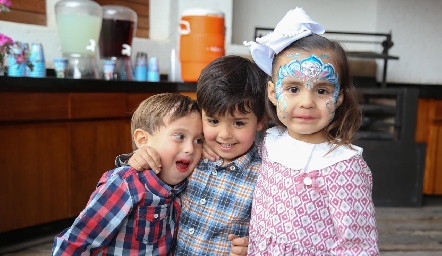  Santiago, Emilio y María Pía.
