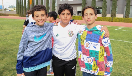  Máximo, Marcelo y José.