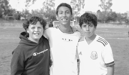  Emilio, Camilo y Marcelo.