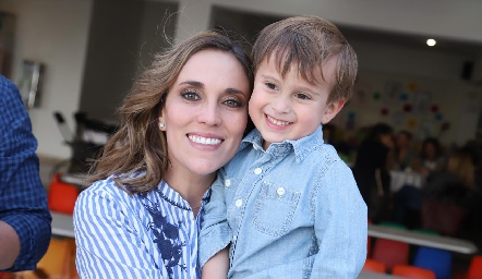  Daniela Llano y Santi.