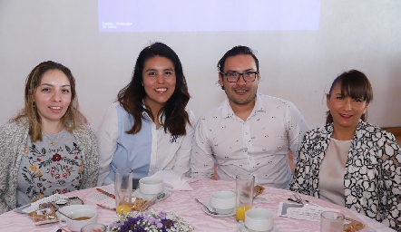  Daniela Compean, Rebeca Mata, Daniel Uribe y Elisa Esparza.