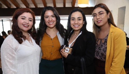  Clara Méndez, María José Nájera, Luisa Toledo y Lizbeth Uribe.