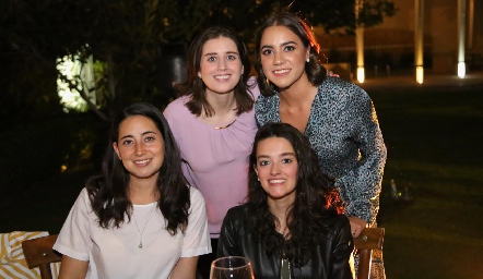  Las primas de la novia, Cristina Mendizábal, Vero Abud, Ximena Gómez y Andrea Abud.
