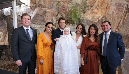  Con los padrinos, Manuel Zárate, Natalia Leal, Daniel Enríquez, Roberta, Gloria Leal, Marifer Leal y Hugo Vidal.