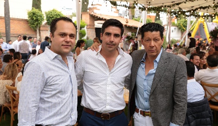  Ernesto Madrigal, Manuel Labastida y Gabriel Zárate.