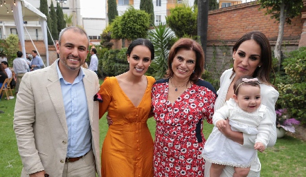  Familia Leal Rosillo.