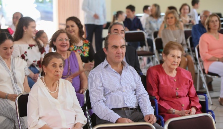 Reunión de la Familia Estrada.