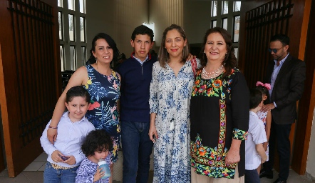 Reunión de la Familia Estrada.