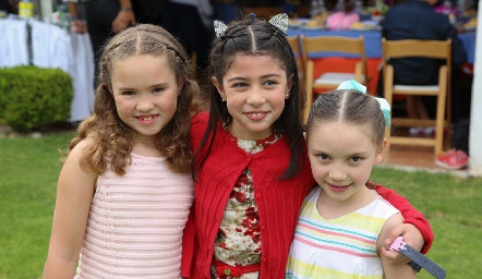  Miranda, Mariana y Arantza.