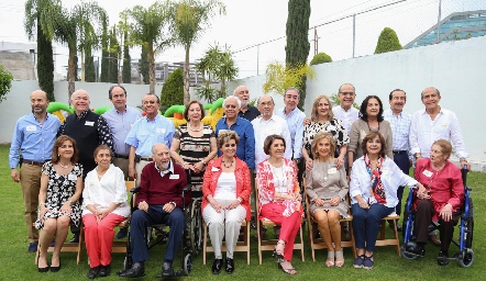 Reunión de la familia Estrada.