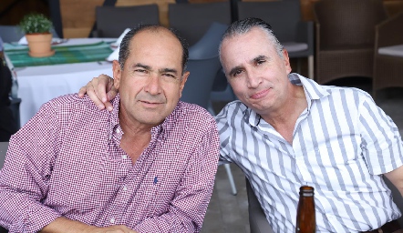  Víctor Ortiz y Ricardo Balbontín.