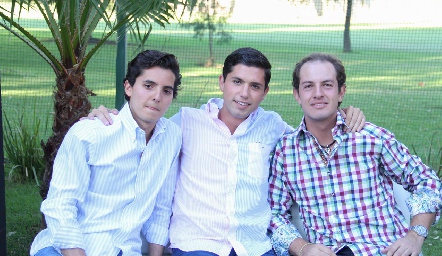  Armando Lasso de la Vega, Gerardo Serrano y Octavio Aguillón.