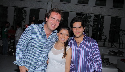  Fernando Castañón, Jessica Ferretiz y Anuar Zarur.