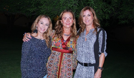 Tayde Gaviño, Mónica Meade y Guille Hernández.