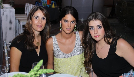  Gabriela Aranda, Melissa Ruiz y Daniela Muriel.